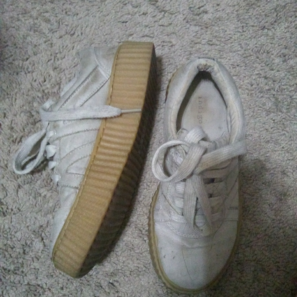 Indigo Rd Sneakers - Picture 2 of 3